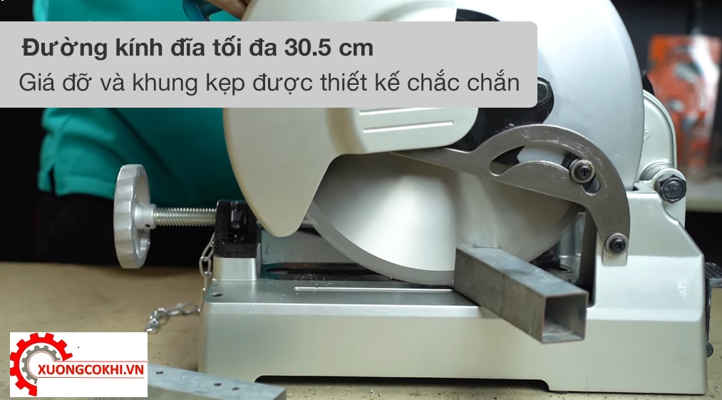 Máy cắt kim loại Makita LC1230 1750W 5 Máy cắt kim loại Makita LC1230 1750W