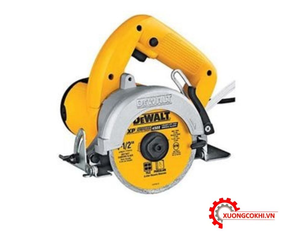 Máy cắt vật liệu công nghiệp DEWALT DW861