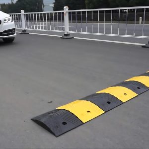 Công dụng của gờ giảm tốc cao su 40 tấn