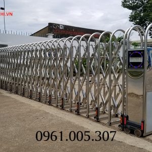 Xưởng cơ khí 21 Tại sao nên lắp đặt cổng xếp Inox tự động