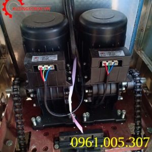 Cổng xếp điện, cửa cổng xếp Inox tự động giá rẻ 7 Đầu kéo cổng xếp điện