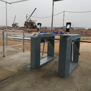 Hệ thống kiểm soát ra vào bằng khuôn mặt
